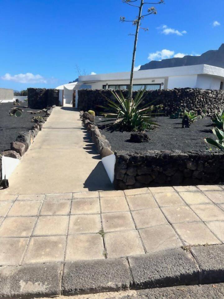 Lanzarote Famara Beach Bungalow Kültér fotó