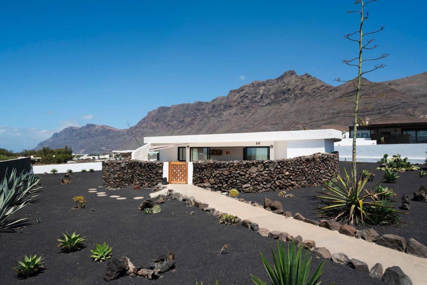 Lanzarote Famara Beach Bungalow Kültér fotó