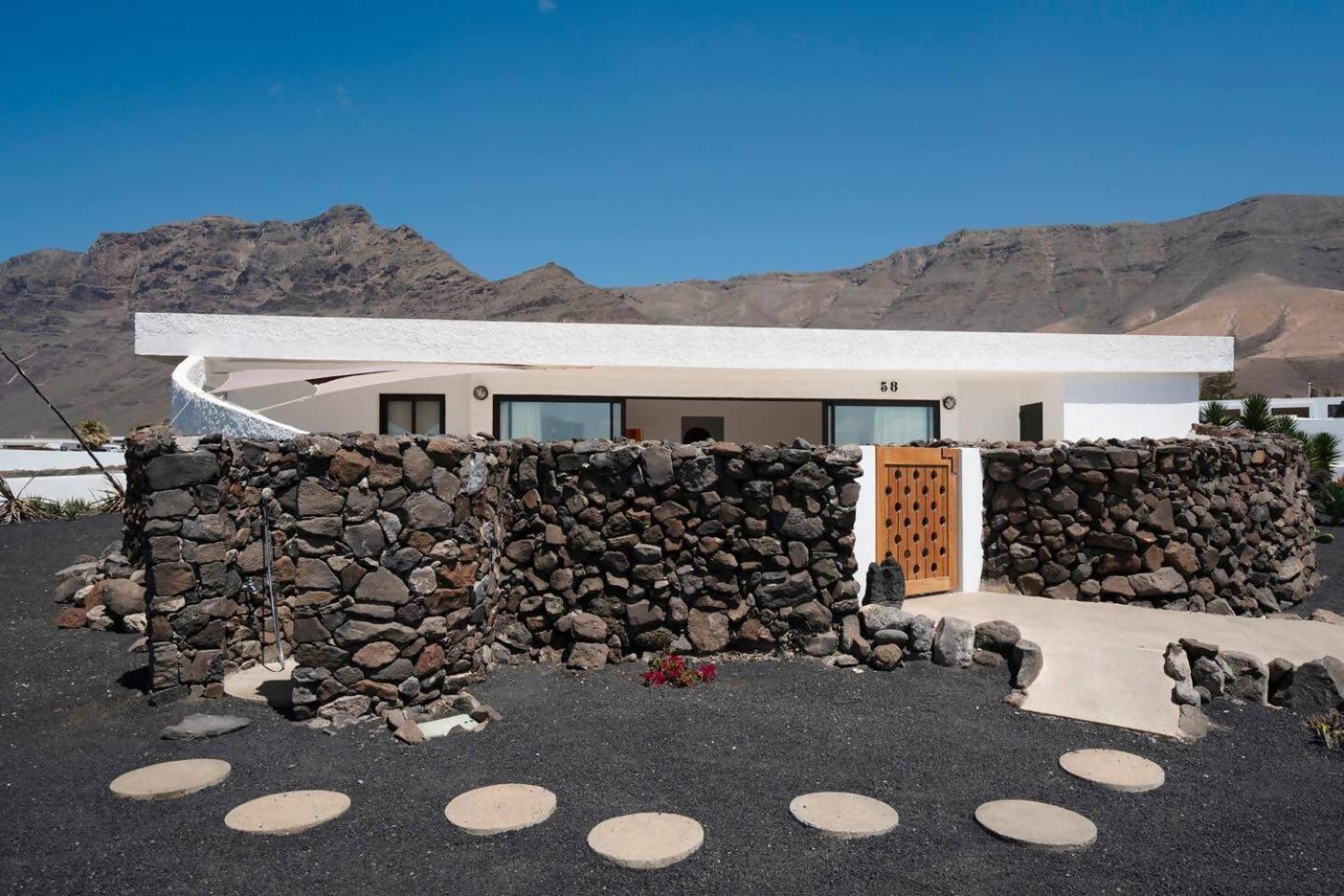 Lanzarote Famara Beach Bungalow Kültér fotó