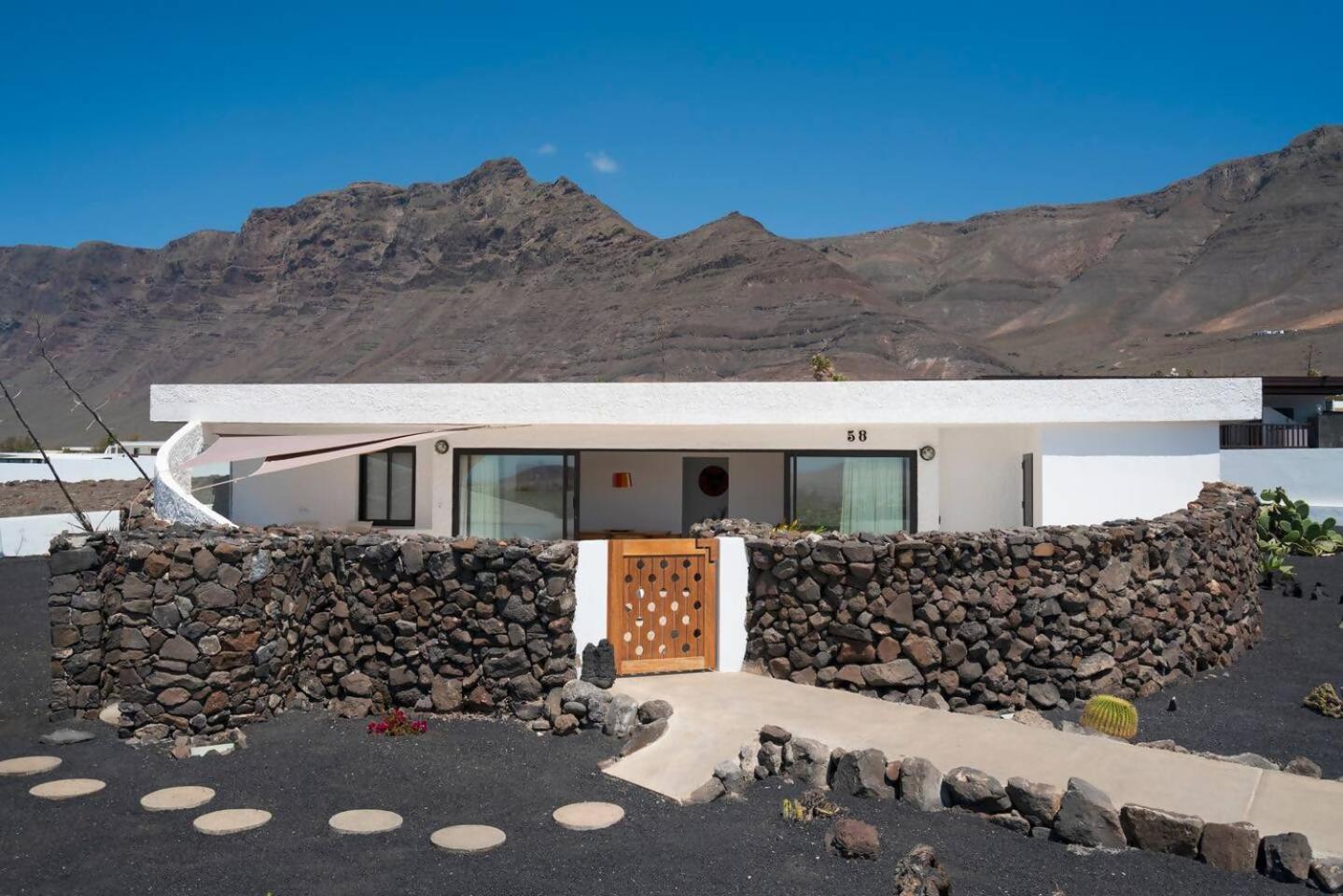 Lanzarote Famara Beach Bungalow Kültér fotó